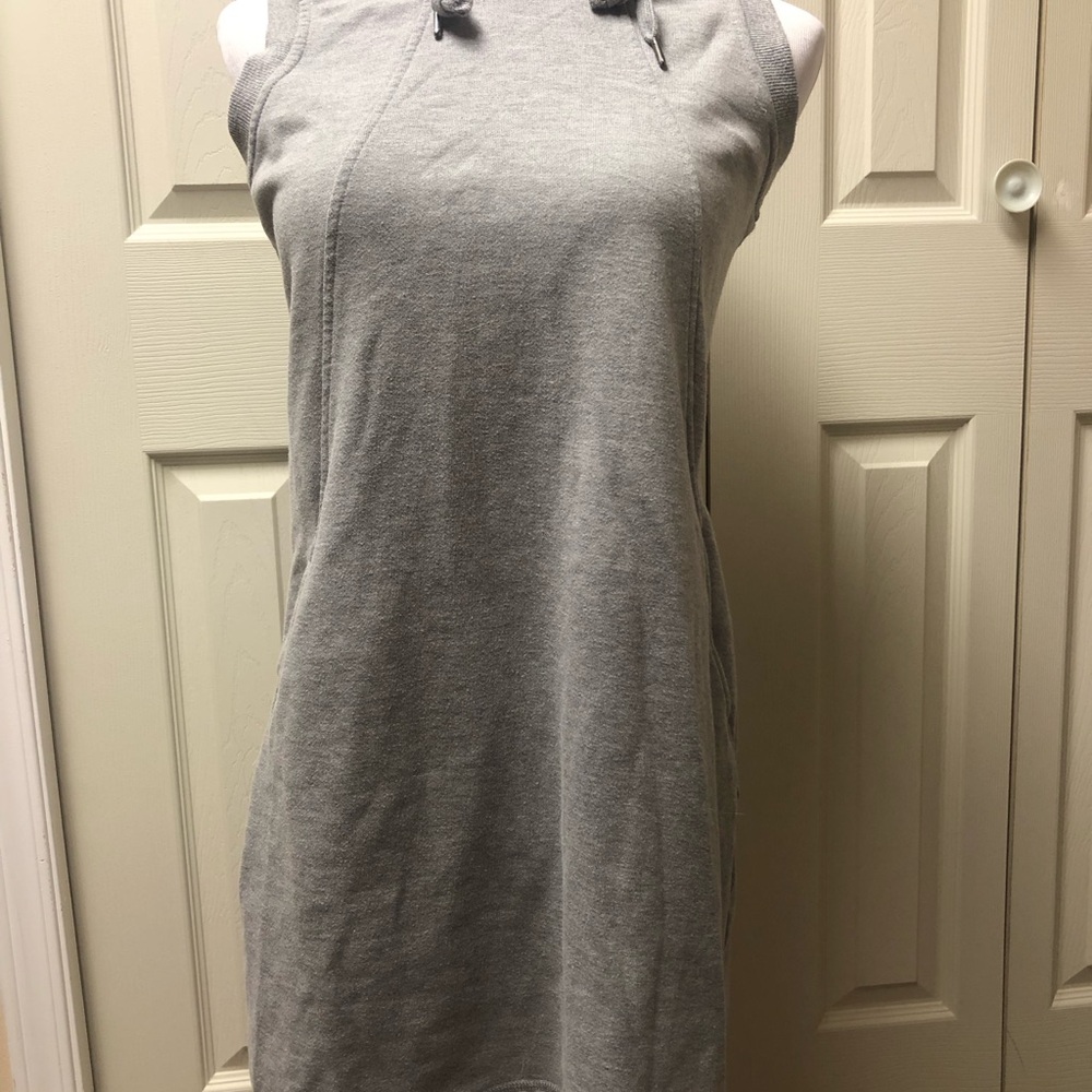 Freedom Trail Size Large Gray Sleeveless Hoodie Dress